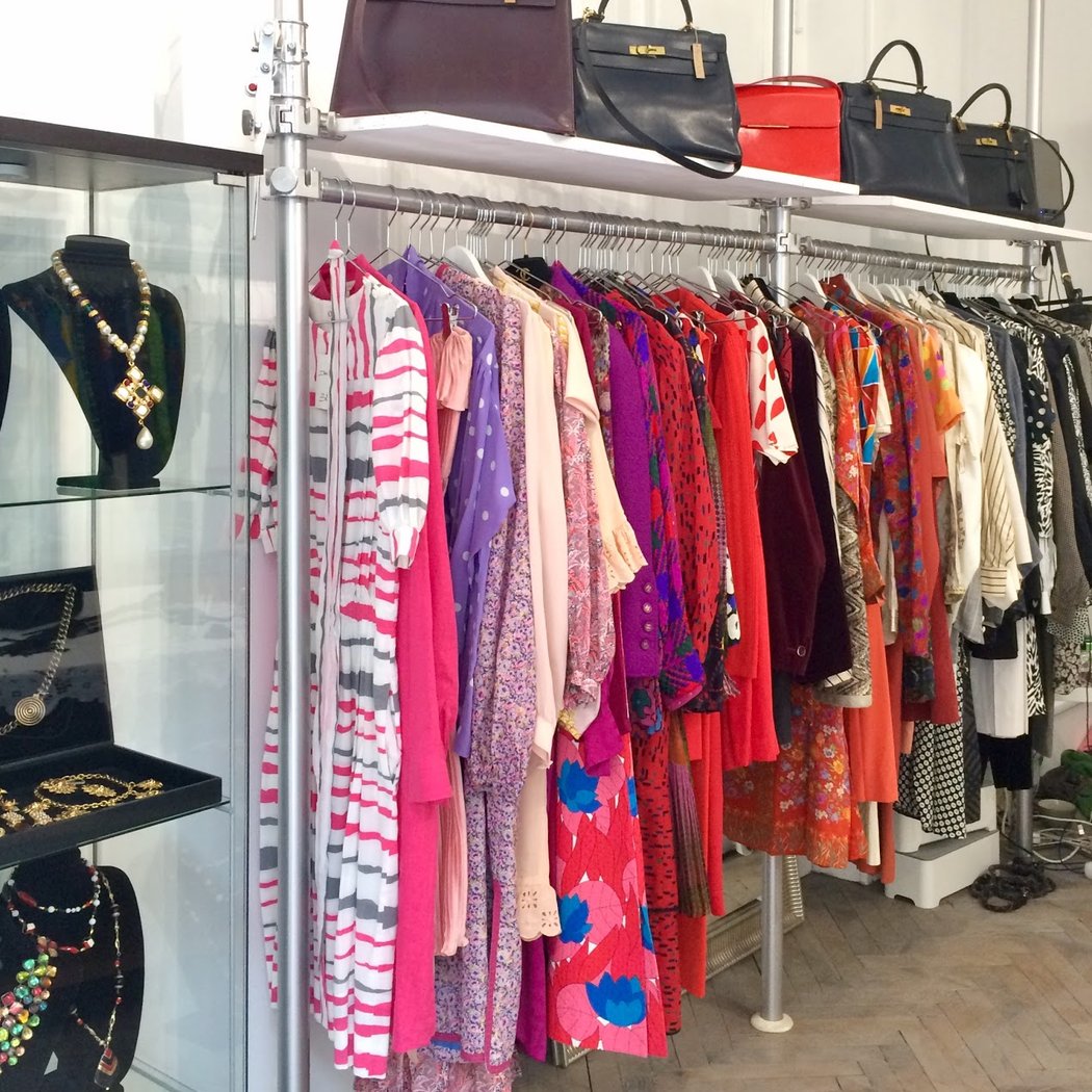 DRESSING FACTORY 2